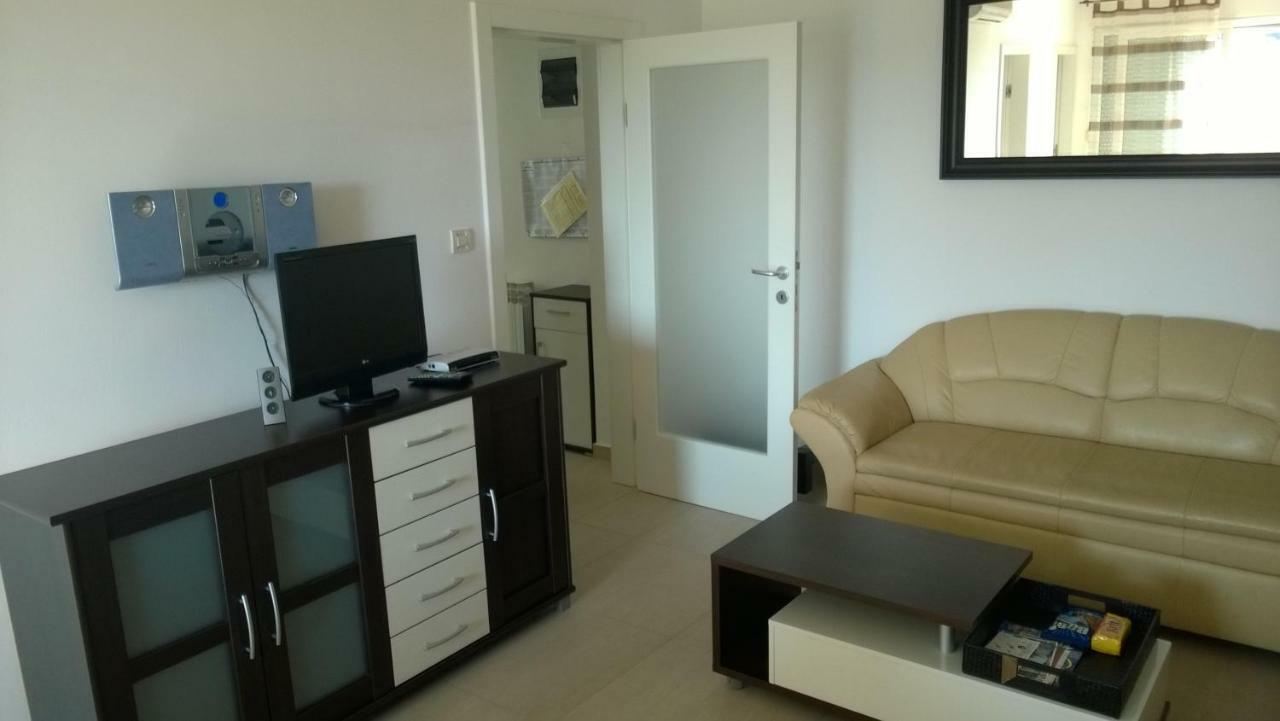 Apartment Vjera Пунат Екстер'єр фото